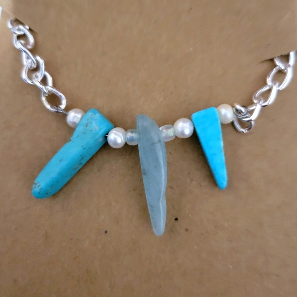 3 stone Pendant necklace